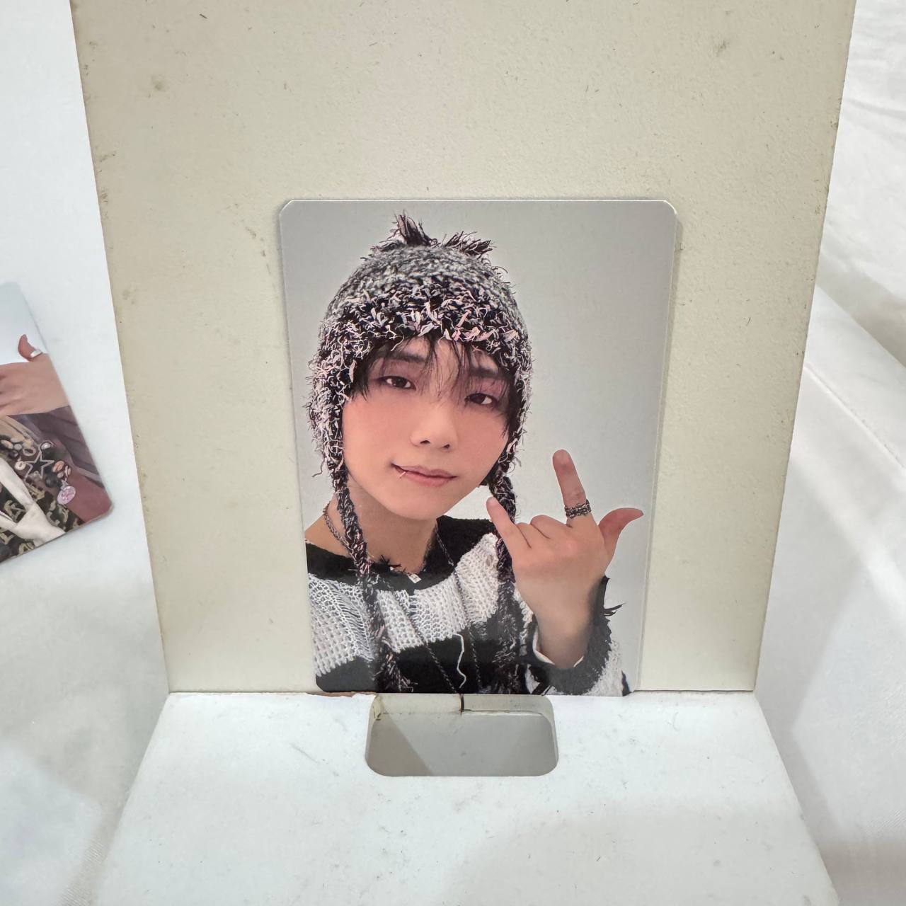 XDINARY HEROES - LIGHT STICK CHOKER - Beautiful Mind - Photocards