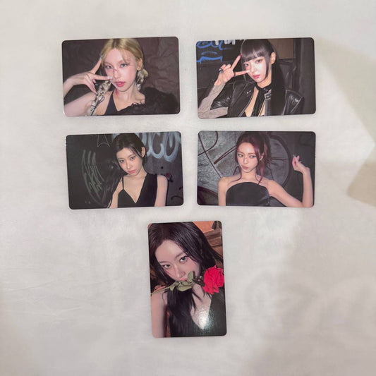 ITZY - TUNNEL VISION (POCAALBUM Ver.) - Photocards