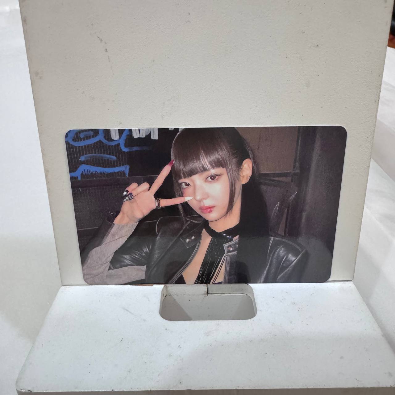ITZY - TUNNEL VISION (POCAALBUM Ver.) - Photocards