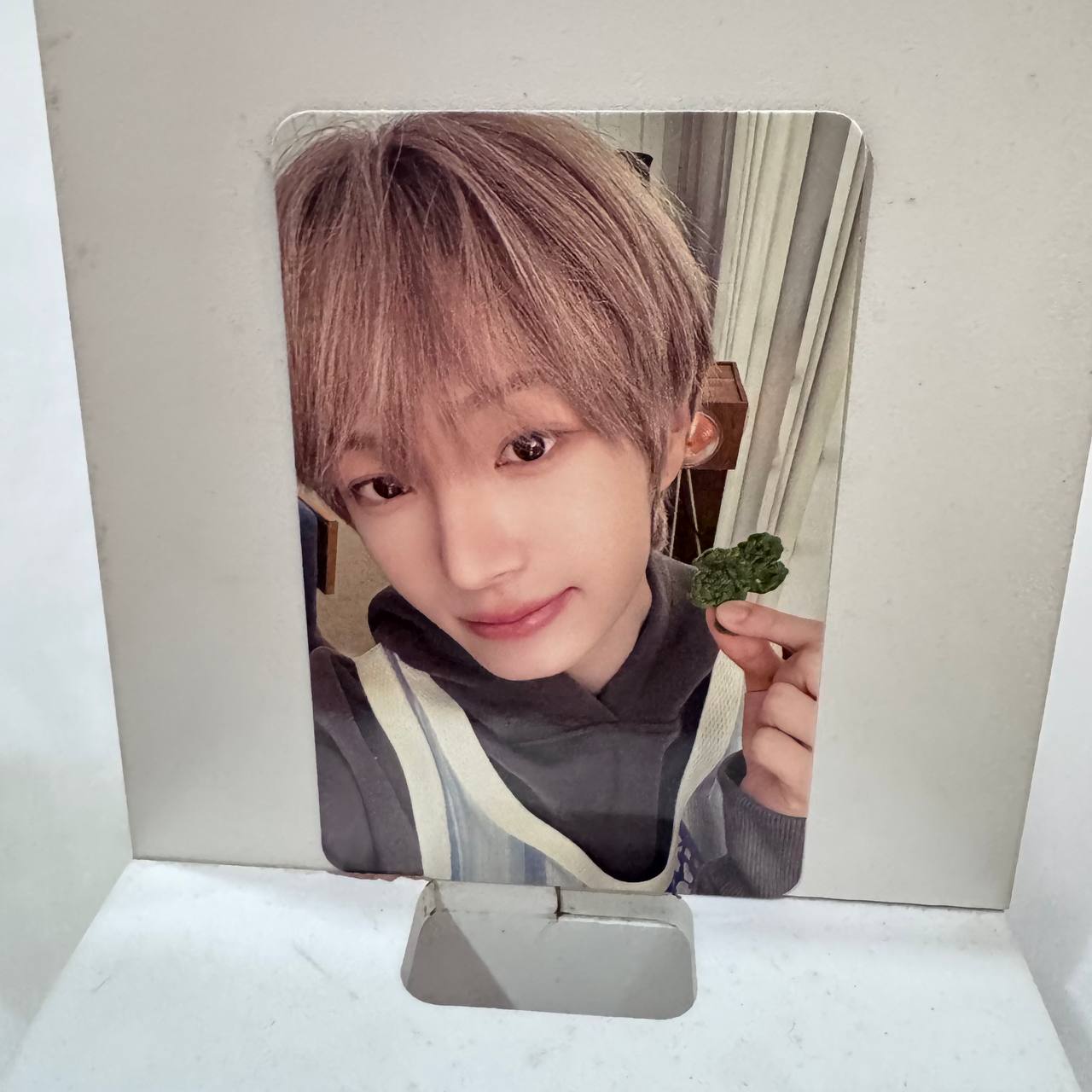 KickFlip - The 3rd Mini Album My First Flip (BLACK ver.) - Photocards